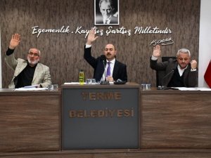 Vefat eden meclis üyesinin ismi meclis salonunda yaşatılacak