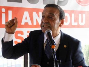 Özyürek: “CHP Türkiye’nin karşısında konuşlandı”