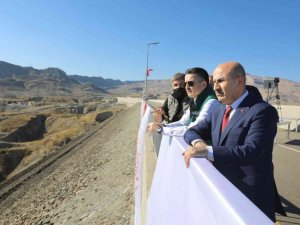 Tarım ve Orman Bakanı Pakdemirli, Ilısu Barajı’nda incelemelerde bulundu