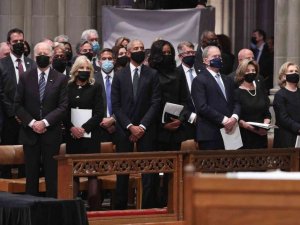 Koronadan ölen eski ABD Dışişleri Bakanı Powell son yolculuğuna uğurlandı