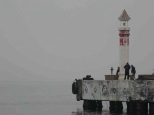 Çanakkale Boğazı yoğun sis nedeniyle gemi trafiğine kapandı