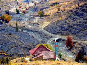 ’Karabayır’ sonbahar renkleriyle ilgi çekiyor
