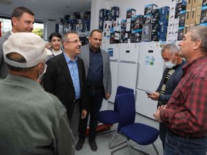 AK Parti İzmir İl Başkanı Sürekli’den Gaziemir’de mesaj yağmuru