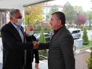 Özdemir: “Emniyet güçlerimizin yanındayız ve yardımcılarıyız”