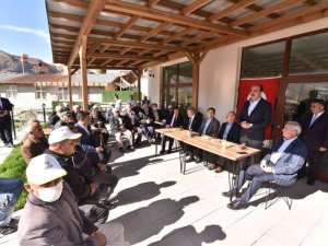 Sorgun, Özboyacı ve Başkan Altay Hadim ve Taşkent’in mahallelerinde vatandaşlarla buluştu