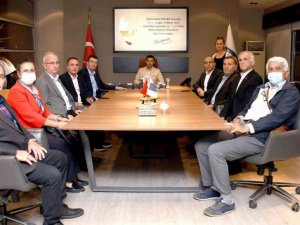 CHP Aydın Eski Milletvekili Baydar’dan Kuşadası kent meydanı projesine tam not