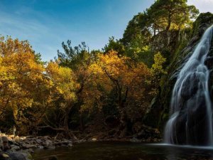 Türkmen Su Uçtu Şelalelerinde doyumsuz sonbahar manzarası