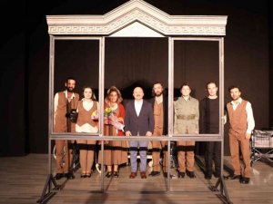 Ağrı’da  ‘Eğer Bu Bir Film Olsaydı’ oyunu sergilendi