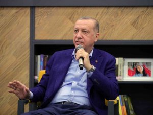 Cumhurbaşkanı Erdoğan: "Gölgesinde huzur bulduğumuz bayrak hepimizin ortak bayrağıdır"