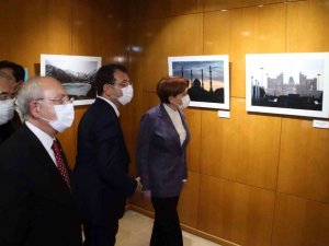 Türk Dünyası Ülkeleri 30. Bağımsızlık Yılı Sanat Kutlamaları Cemal Reşit Rey Konser Salonu’nda yapıldı