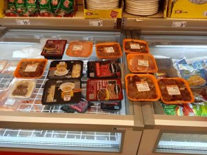 Hakkari’deki zincir marketler denetlendi