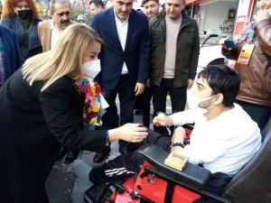 Ak Parti Balıkesir Milletvekili Mutlu Aydemir’ den  Bandırma ziyareti.