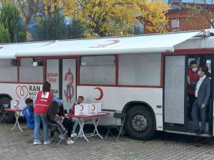 ADÜ Karacasu MYO Öğrencileri, kan ve organ bağışı kampanyası düzenledi