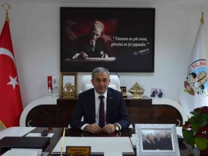 Başkan Kaplan Atatürk’ü andı