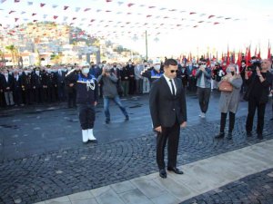 Atatürk, Kuşadası’nda törenle anıldı