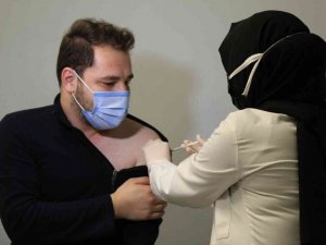 Üniversite kampüsü aşı merkezi oldu