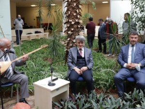 DPÜ Şehit Astsubay Ömer Halisdemir Kütüphanesi’nde öğrencilere özel konser