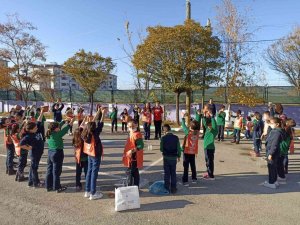 Minik ellerle doğaya dokundular