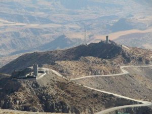 Cudi Dağı yaşam alanlı kuleler ve yol ağlarıyla donatıldı