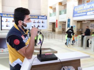 Korona aşılamasında son sıradaki Şanlıurfa’da kitap fuarında aşı standı açıldı