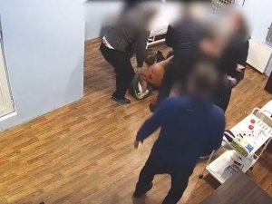 Gürcistan eski Cumhurbaşkanı Saakaşvili’nin cezaevi hastanesine kaldırılma görüntüleri yayınladı