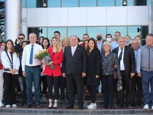 Uluslararası Bağımsız Sinema ve Sanat Derneği Başkanı Aşkın, genç iletişimcilerle buluştu