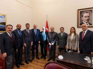 Gaziantep Milletvekilleri Çalışma ve Sosyal Güvenlik Bakanı Bilgin ile görüştü