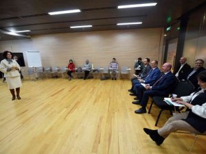 Başkan Pekyatırmacı sanat akademisinde derse katıldı