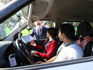 Vali Aksoy’dan araç sürücülerine emniyet kemeri uyarısı