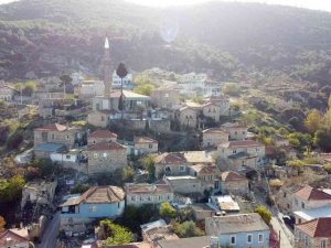 Kozbeyli köyü tarihi dokusu ve doğal güzellikleri ile ilgi odağı oldu