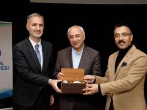 Nurullah Genç, aileyi ayakta tutan dinamikleri İnegöllülerle paylaştı