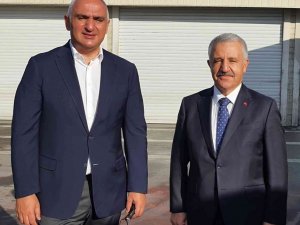 Ahmet Arslan Bakan Ersoy ile görüştü