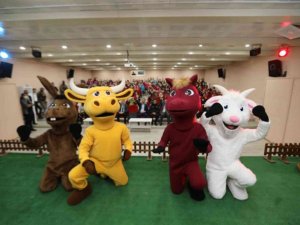 “Vohoo ve Arkadaşları” isimli oyun Bahçesaray’da sahnelendi