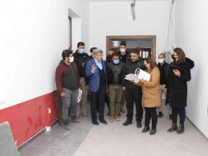 Van Valisi Bilmez, devam eden projeleri inceledi