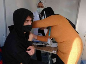 Üç haftadır vaka oranında birinci olan Karabük’te aşı seferberliği başladı