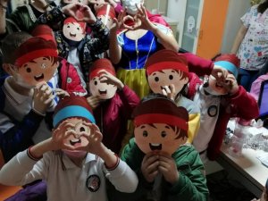 Aydın Kadın Doğum ve Çocuk Hastalıkları Hastanesi minik öğrencileri ağırladı