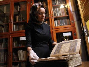 6 asır önce elle yazıldı, gören hayran kalıyor