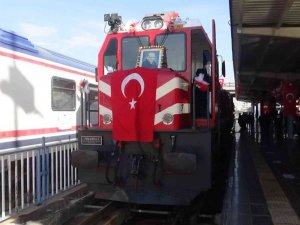 Atatürk’ün Diyarbakır’a gelişinin 84’üncü yıl dönümü törenle kutlandı