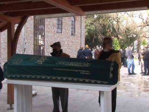 Aysun Kayacı’nın babası Selahattin Kayacı son yolculuğuna uğurlandı