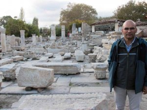 Antik dönemin en geniş caddesi ayağa kaldırılıyor