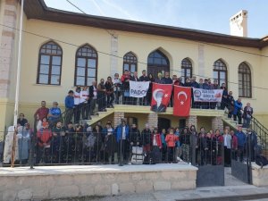 Doğaseverler, Frig Vadisi’nde tarihin ve doğanın izini sürdü