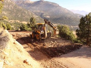 Elmalı’da yayla yolu yenileme çalışmaları