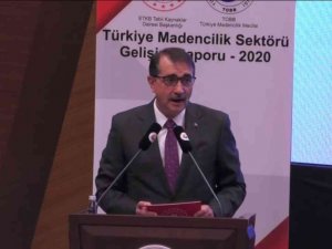 Bakan Dönmez: “Artık kalıpları kıran, kalıplara sığmayan, kendisine dayatılanı kabul etmeyen bir Türkiye var”