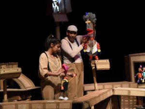 Dünya tiyatroları çocuklar için Bursa’da