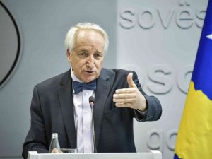 Kosova’nın yeni Sağlık Bakanı Rifat Latifi oldu