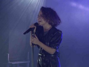 Üsküdar’da Fatma Turgut ile rock coşkusu yaşandı