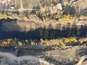 Türkiye’nin en uzun nehri Kızılırmak alarm veriyor: Su seviyesi azaldı, adacıklar ortaya çıktı