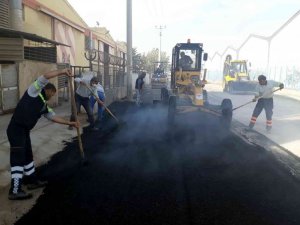 Fen işleri ekipleri, Akdeniz’de her mahalleye giriyor