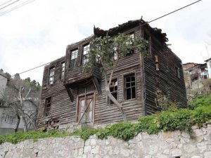 Hulusi Kentmen’in evi aslına uygun yenilenecek