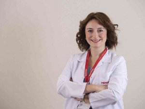 Uzm. Dr. Kadıoğlu: “Antibiyotiğin doğru doz, zaman ve ilaç eşleşmesiyle kullanılması oldukça önemli”